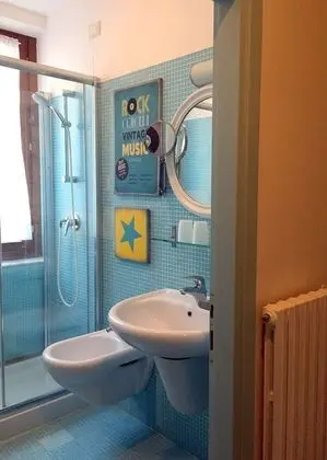 Tek Büyük Yataklı Oda (External private bathroom)