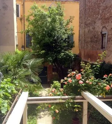 Tek Kişilik Oda, 1 Tek Kişilik Yatak