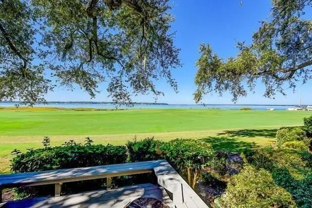 Ev, Birden Çok Yatak, Veranda, Golf Manzaralı