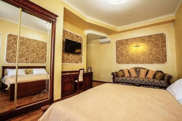 Junior Oda, 1 En Büyük (King) Boy Yatak, Şehir Manzaralı