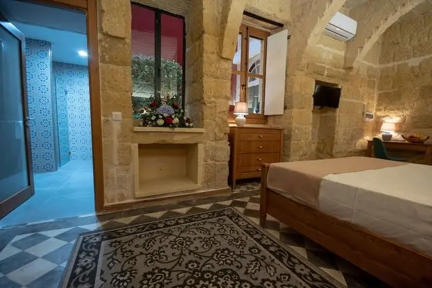 Deluxe Tek Büyük Yataklı Oda (1)