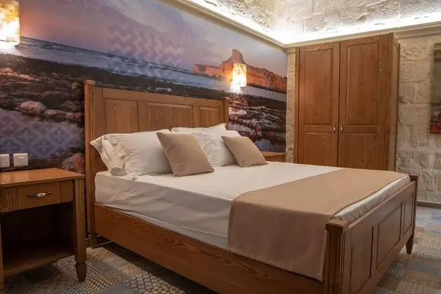 Deluxe Tek Büyük Yataklı Oda (3)