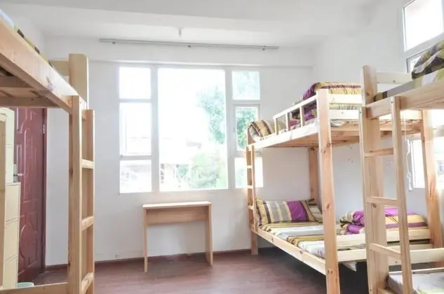Ortak Ranzalı Oda, Karma Ranzalı Oda