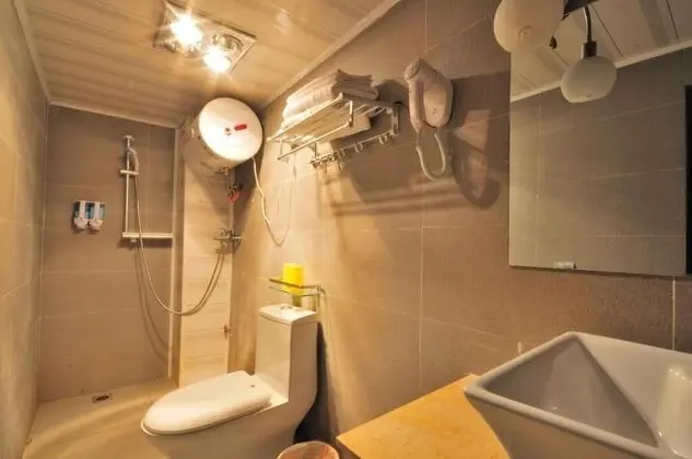 Standard Tek Büyük Yataklı Oda