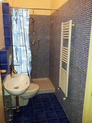 Tek Büyük veya İki Ayrı Yataklı Oda, Sigara İçilmez