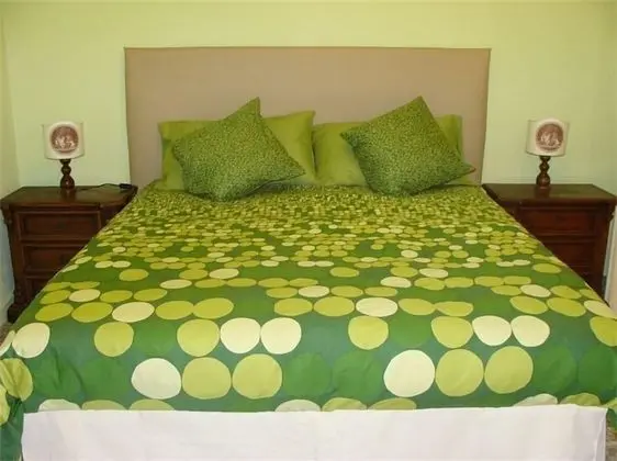 Tek Büyük Yataklı Oda, 1 Büyük (Queen) Boy Yatak, Sigara İçilmez