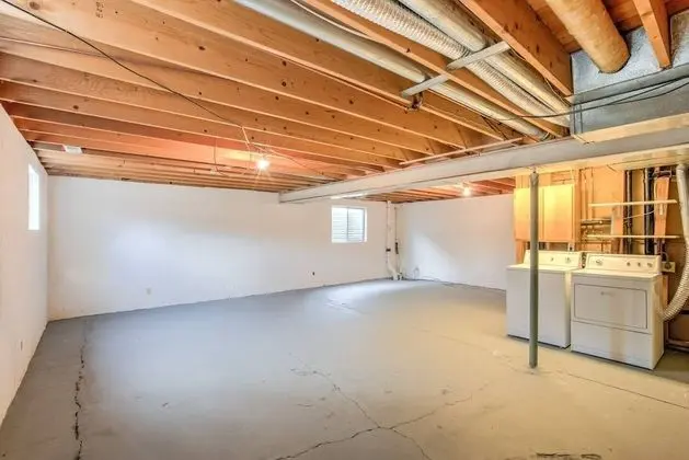 Ev (3 Bedrooms)