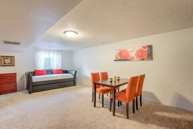 Ev (3 Bedrooms)