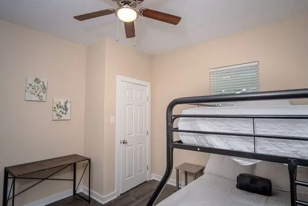 Ev (3 Bedrooms)