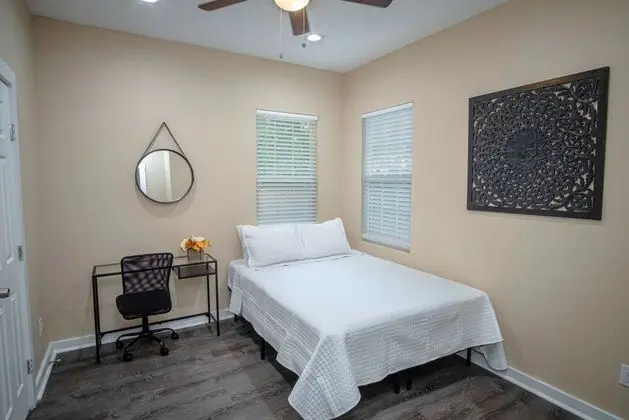 Ev (3 Bedrooms)