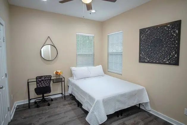 Ev (3 Bedrooms)