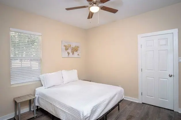 Ev (3 Bedrooms)