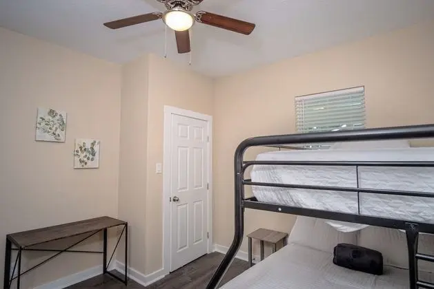 Ev (3 Bedrooms)
