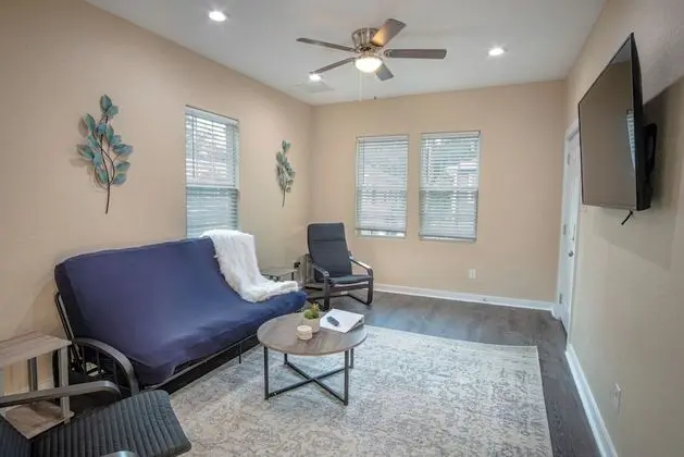 Ev (3 Bedrooms)