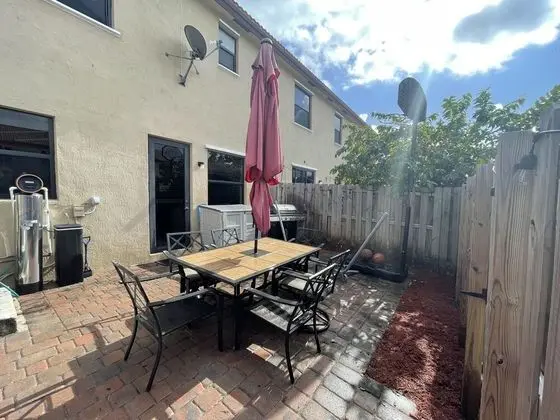 Sıra Ev, 3 Yatak Odası (3 Bathrooms - 23910)