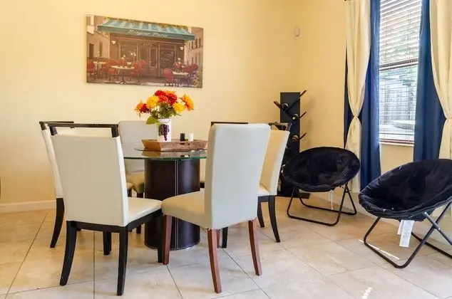 Sıra Ev, 3 Yatak Odası (3 Bathrooms - 23910)