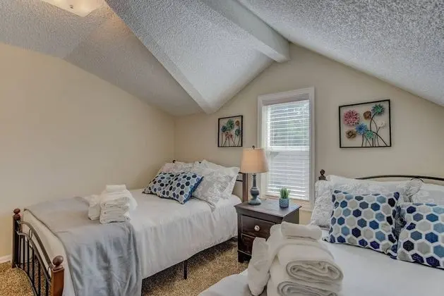 Ev (3 Bedrooms)