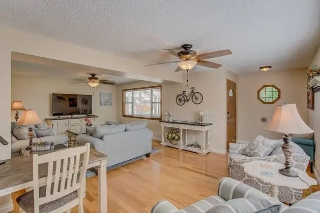 Ev (3 Bedrooms)