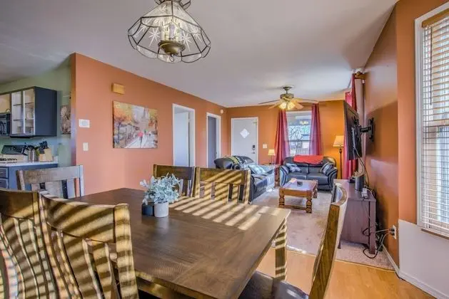 Ev (3 Bedrooms)