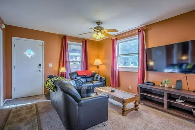 Ev (3 Bedrooms)