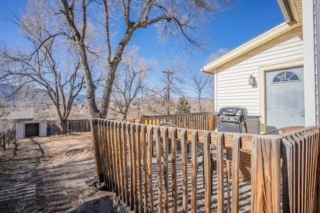 Ev (3 Bedrooms)