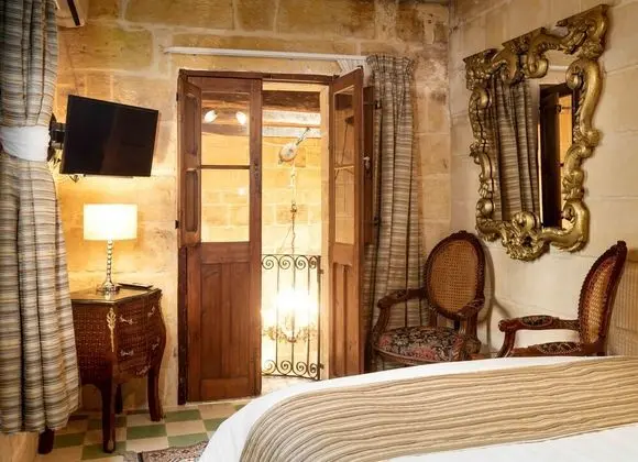 Tek Büyük Yataklı Oda (Provence)