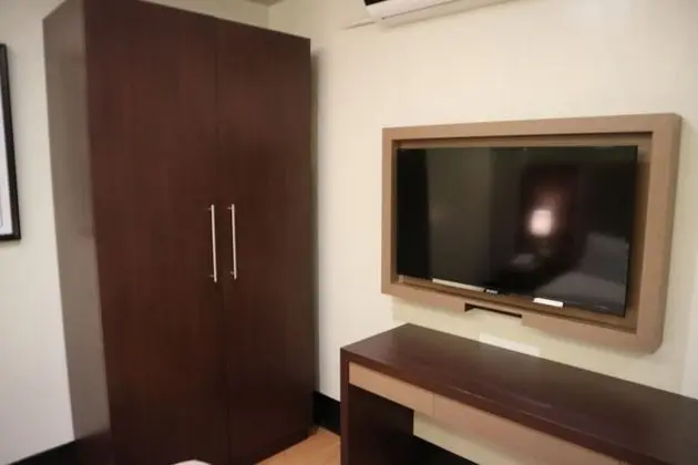 Deluxe Tek Büyük Yataklı Oda (Semi)