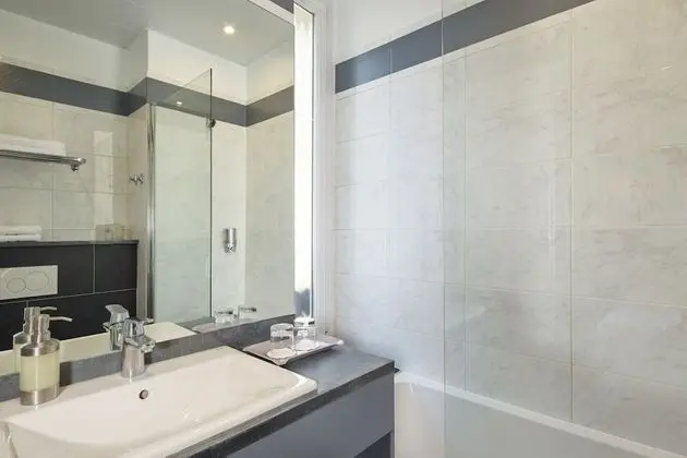 Comfort Büyük Yataklı Tek Kişilik Oda