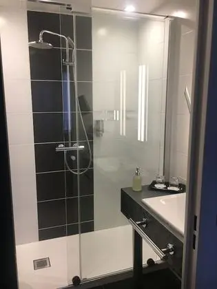 Premium Tek Büyük Yataklı Oda