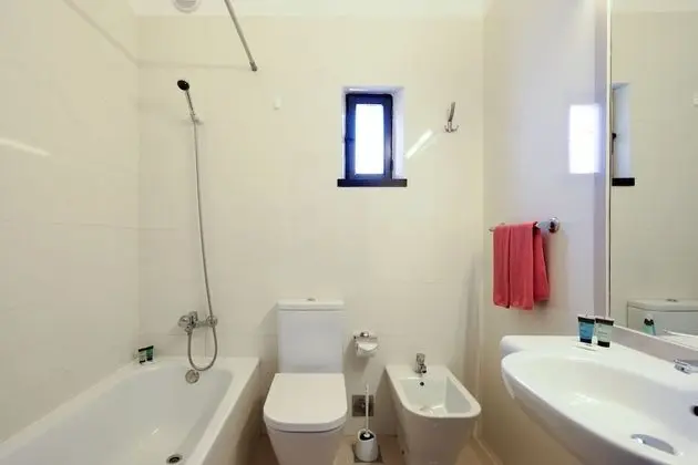 Standard Apart Daire, 2 Yatak Odası, Kısmi Deniz Manzaralı