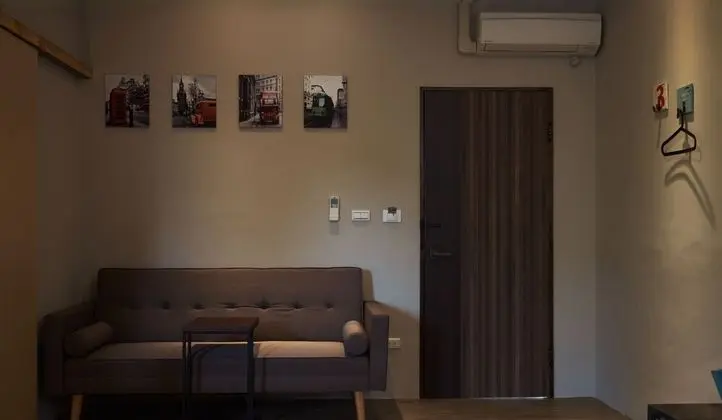 Deluxe Tek Büyük Yataklı Oda (B)