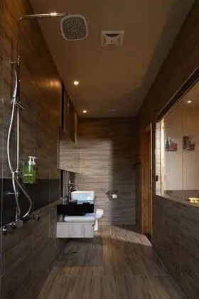 Deluxe Tek Büyük Yataklı Oda (B)