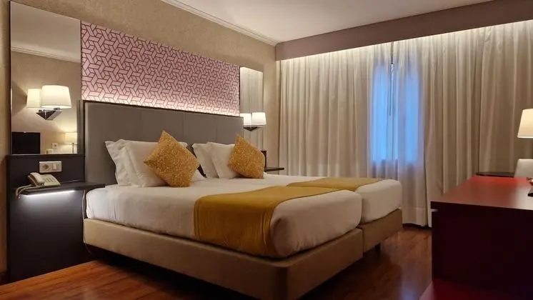 Basic İki Ayrı Yataklı Oda