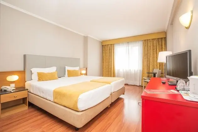 Basic İki Ayrı Yataklı Oda