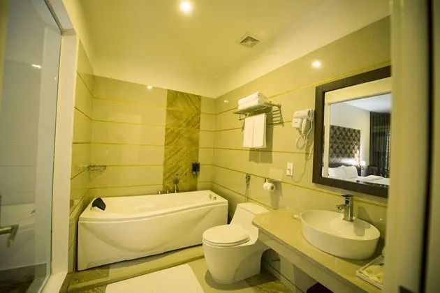 Luxury Süit, 1 En Büyük (King) Boy Yatak, Göl Kenarı