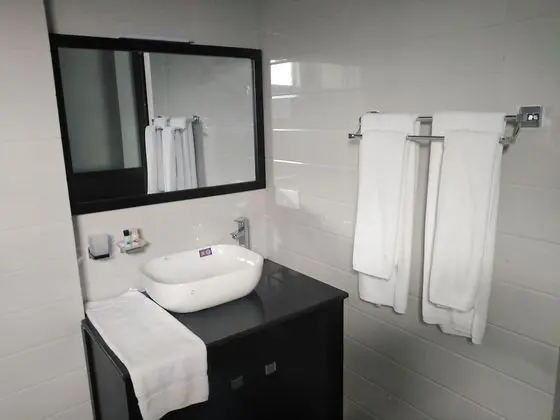 Deluxe Stüdyo Süit, Birden Çok Yatak, Sigara İçilmez, Bahçe Manzaralı