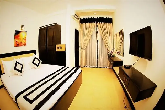 Deluxe Tek Büyük Yataklı Oda, 1 Çift Kişilik Yatak, Sigara İçilmez, Bahçe Manzaralı