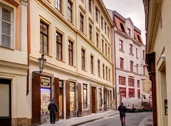 Stüdyo (Amadeus)