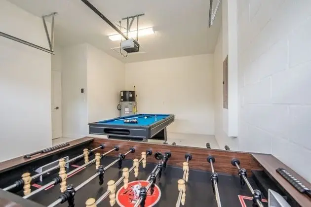 Ev (Champions Gate Villa W Game Room and )