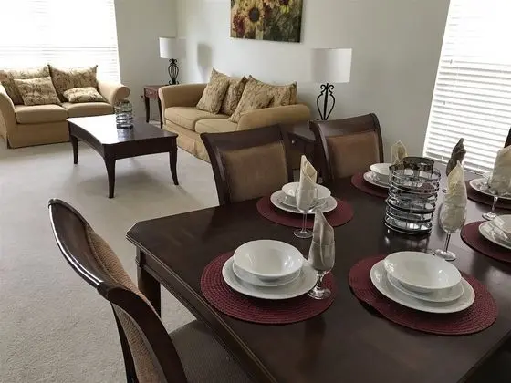 Ev (4 Bed and 3 Bath in Perfect Location )