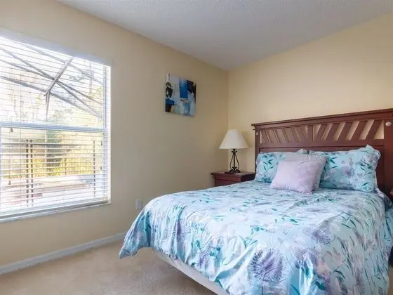 Ev (4 Bed and 3 Bath in Perfect Location )