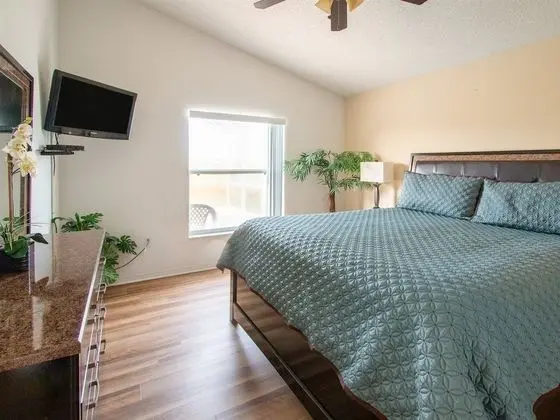 Ev (4 Bed 428)