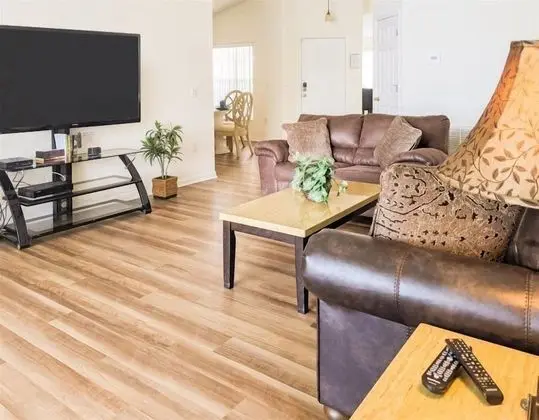 Ev (4 Bed 428)