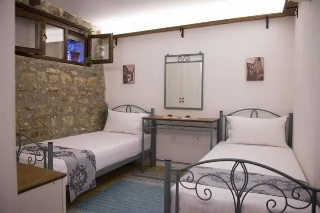 Tek Büyük Yataklı Oda, 1 Çift Kişilik Yatak