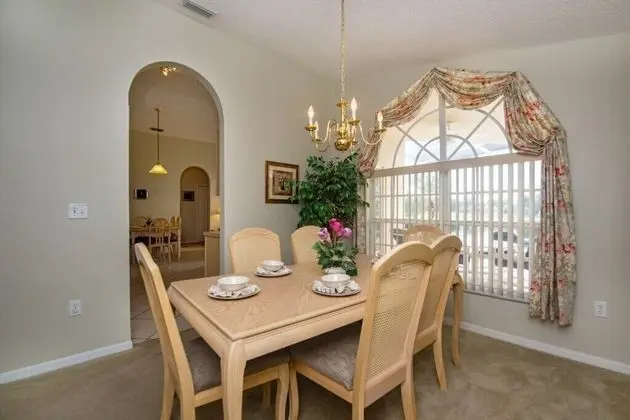 Villa (4 Bedroom 3 Bathroom Pool Villa)