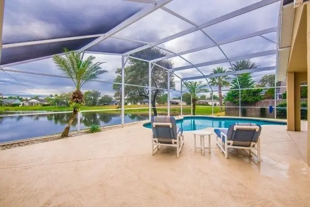 Villa (4 Bedroom 3 Bathroom Pool Villa)