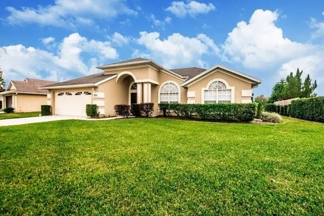 Villa (4 Bedroom 3 Bathroom Pool Villa)