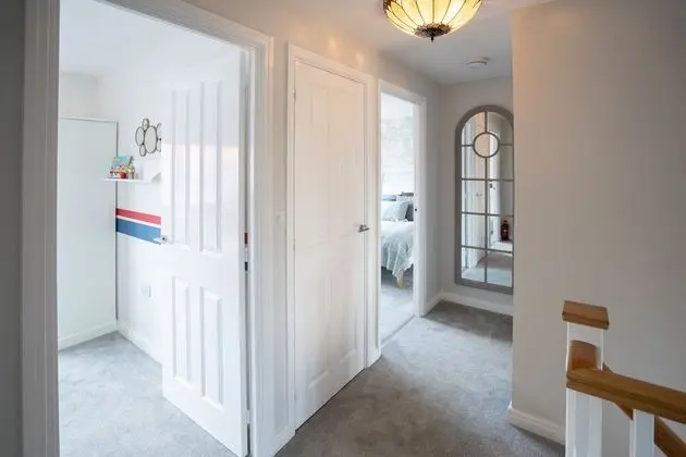 Ev, 4 Yatak Odası, Mikrodalga