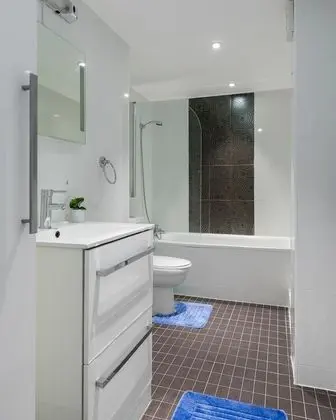 Ev (4 Bedrooms)