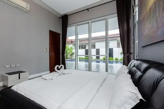 4-Bedroom Villa with a Private Pool